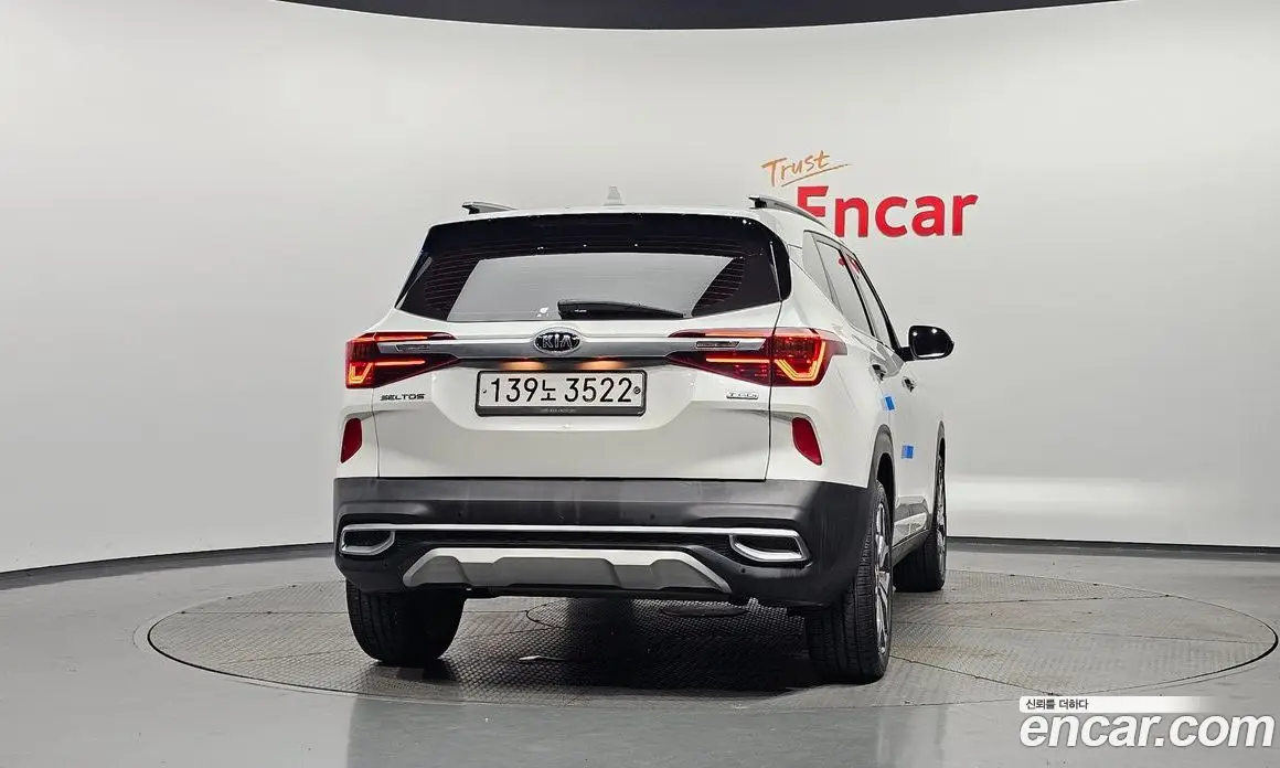 Kia Seltos 2020 1.6 автомат (гидро), фото 4