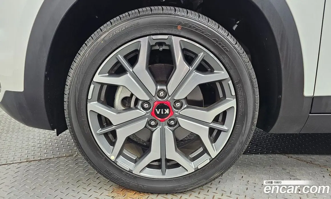 Kia Seltos 2020 1.6 автомат (гидро), фото 5