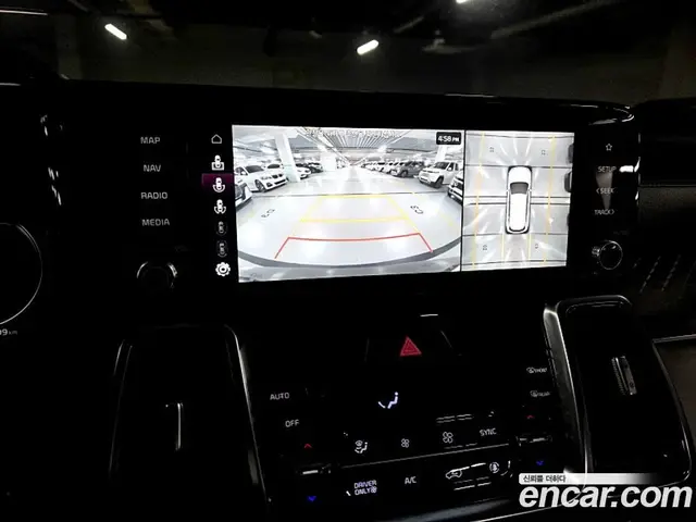 Kia Sorento 2023 1.6 автомат (гидро), миниатюра 12