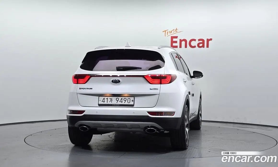 Kia Sportage 2017 2.0 автомат (гидро), фото 4