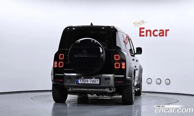 Land Rover Defender 2025 2.0 автомат (гидро), миниатюра 4