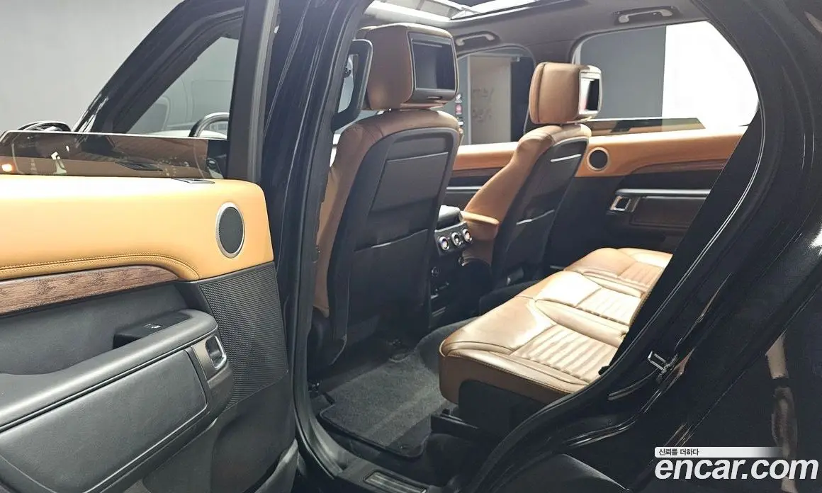 Land Rover Discovery 2019 3.0 автомат (гидро), фото 16