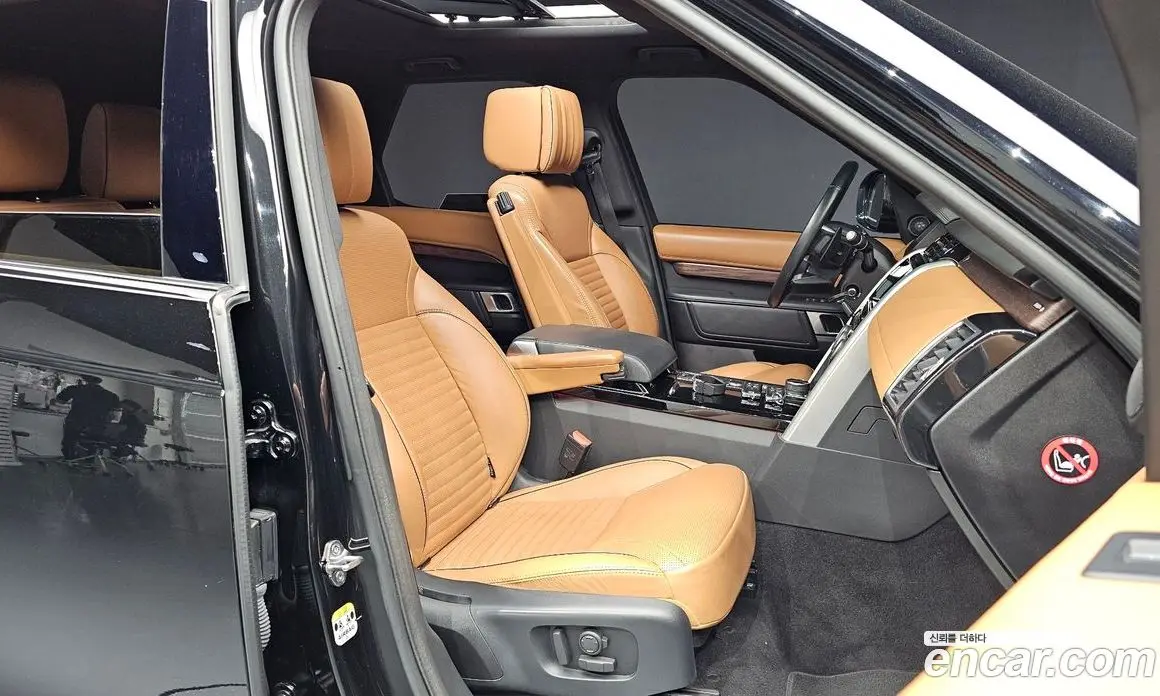 Land Rover Discovery 2019 3.0 автомат (гидро), фото 17