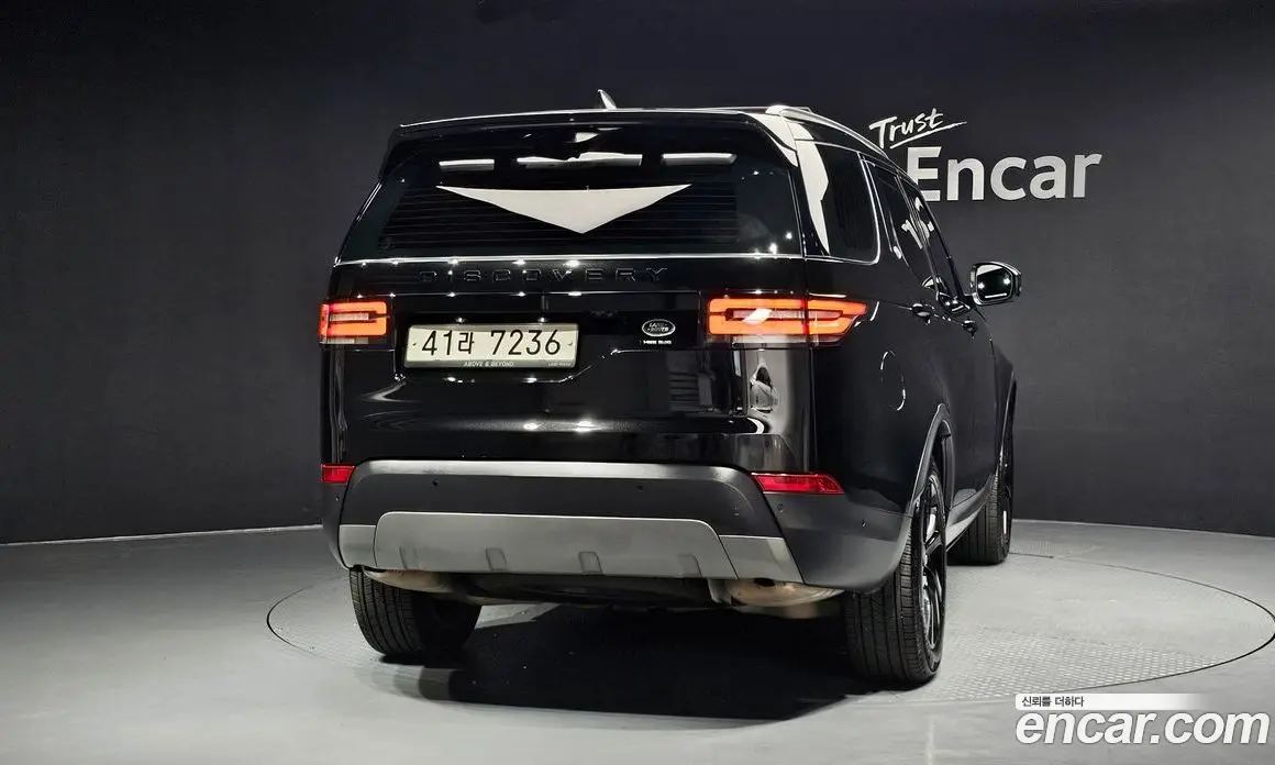 Land Rover Discovery 2019 3.0 автомат (гидро), фото 4