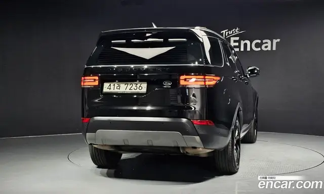 Land Rover Discovery 2019 3.0 автомат (гидро), миниатюра 4