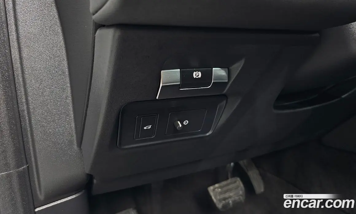 Land Rover Discovery Sport 2023 2.0 автомат (гидро), фото 23