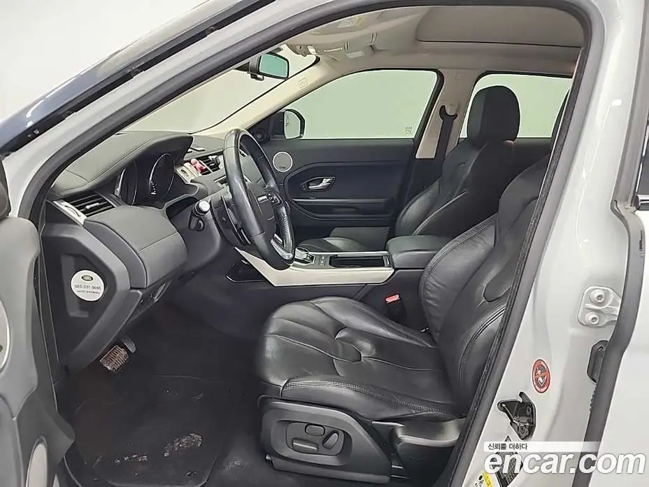 Land Rover Range Rover Evoque 2015 2.2 автомат (гидро), фото 11