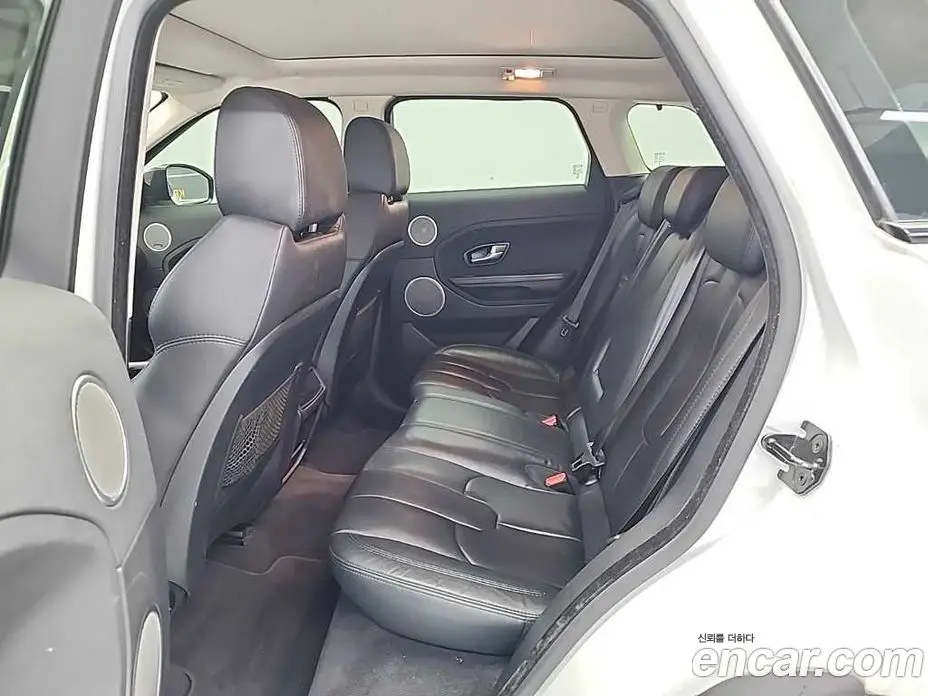 Land Rover Range Rover Evoque 2015 2.2 автомат (гидро), фото 12