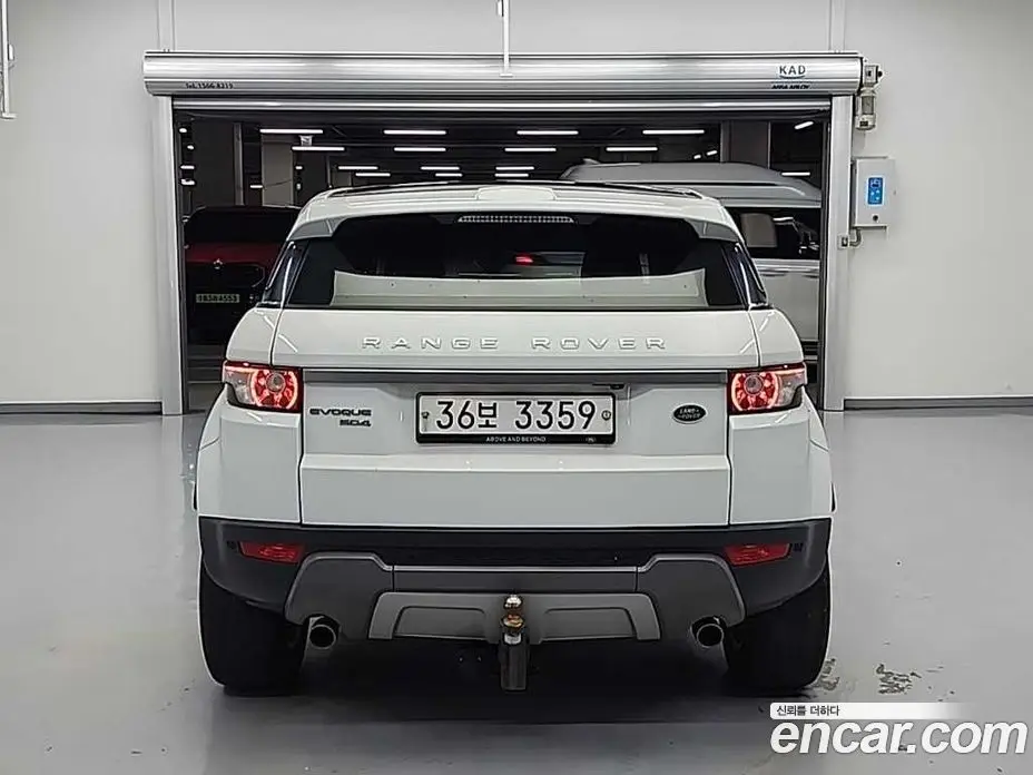 Land Rover Range Rover Evoque 2015 2.2 автомат (гидро), фото 3