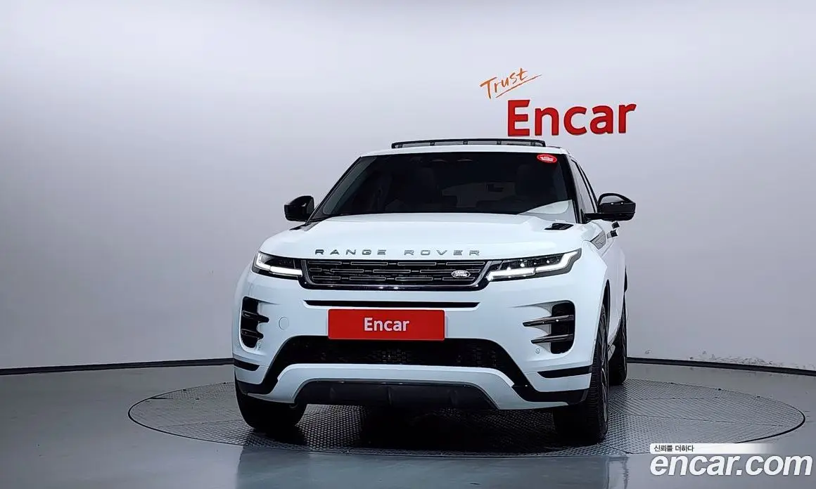 Land Rover Range Rover Evoque 2024 2.0 автомат (гидро), фото 3