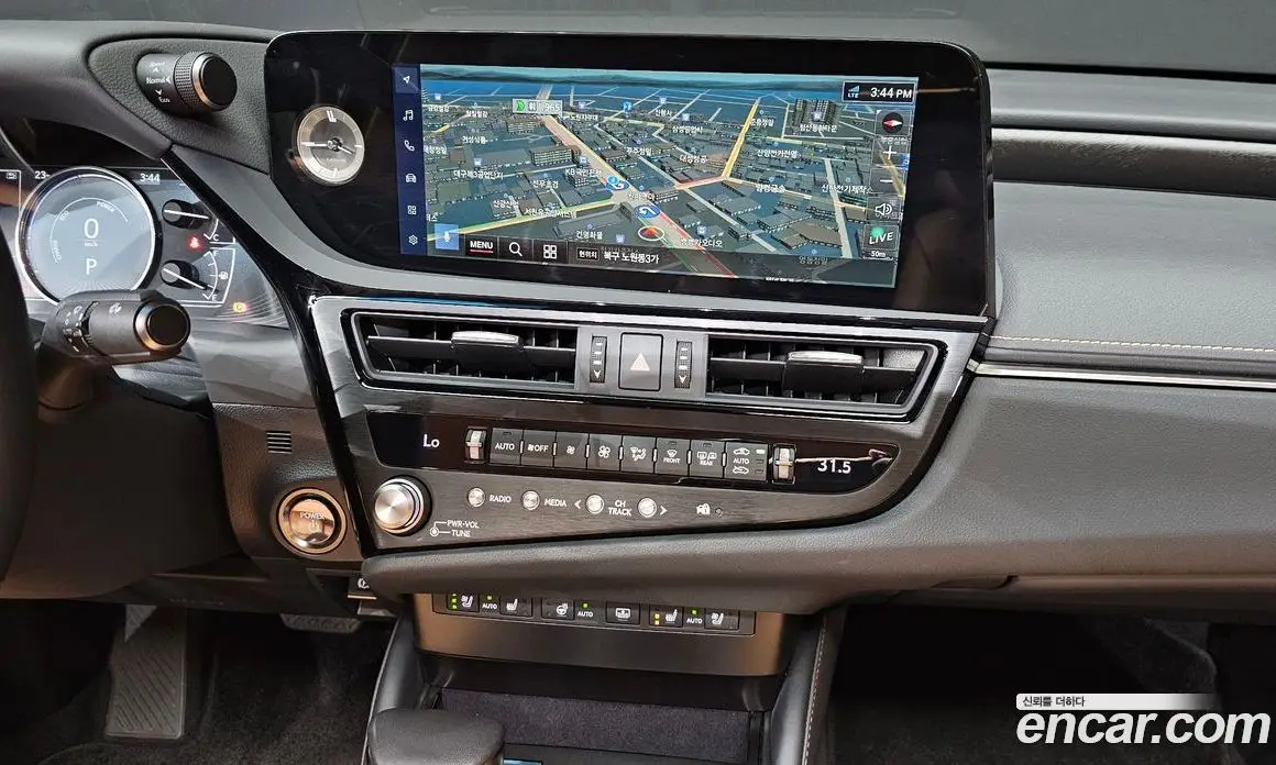 Lexus ES 2025 2.5 автомат (гидро), фото 19 Lexus ES 2025 2.5 автомат (гидро), фото 19