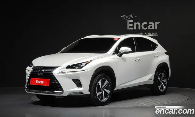 Lexus NX 2017 2.5 автомат (гидро), миниатюра 1 Lexus NX 2017 2.5 автомат (гидро), миниатюра 1