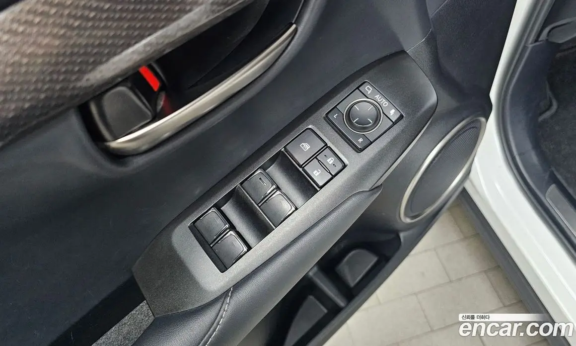 Lexus NX 2017 2.5 автомат (гидро), фото 20 Lexus NX 2017 2.5 автомат (гидро), фото 20