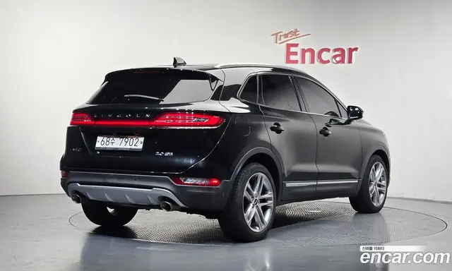 Lincoln MKC 2015 2.0 автомат (гидро), миниатюра 2 Lincoln MKC 2015 2.0 автомат (гидро), миниатюра 2
