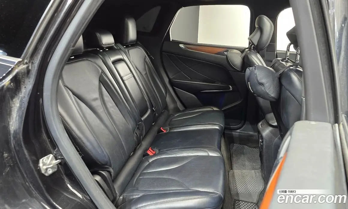 Lincoln MKC 2015 2.0 автомат (гидро), фото 11 Lincoln MKC 2015 2.0 автомат (гидро), фото 11