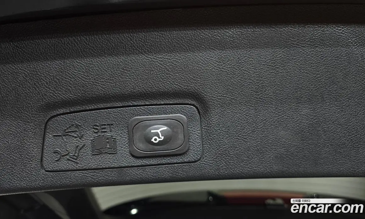Lincoln MKC 2015 2.0 автомат (гидро), фото 20 Lincoln MKC 2015 2.0 автомат (гидро), фото 20