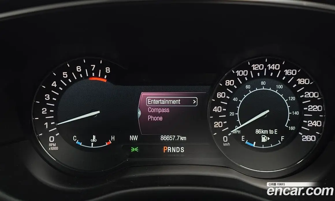 Lincoln MKC 2015 2.0 автомат (гидро), фото 8 Lincoln MKC 2015 2.0 автомат (гидро), фото 8