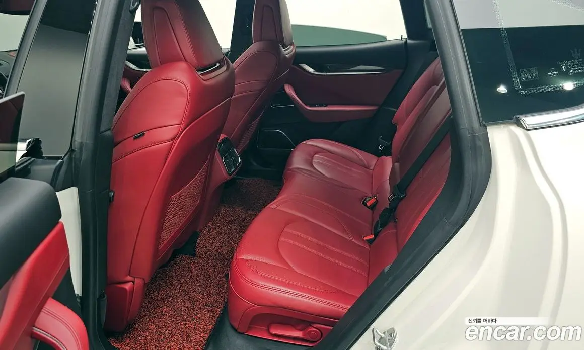 Maserati Levante 2017 3.0 автомат (гидро), фото 17 Maserati Levante 2017 3.0 автомат (гидро), фото 17
