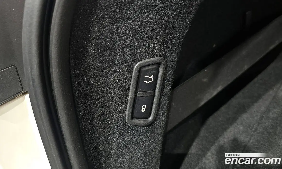Maserati Levante 2017 3.0 автомат (гидро), фото 32 Maserati Levante 2017 3.0 автомат (гидро), фото 32