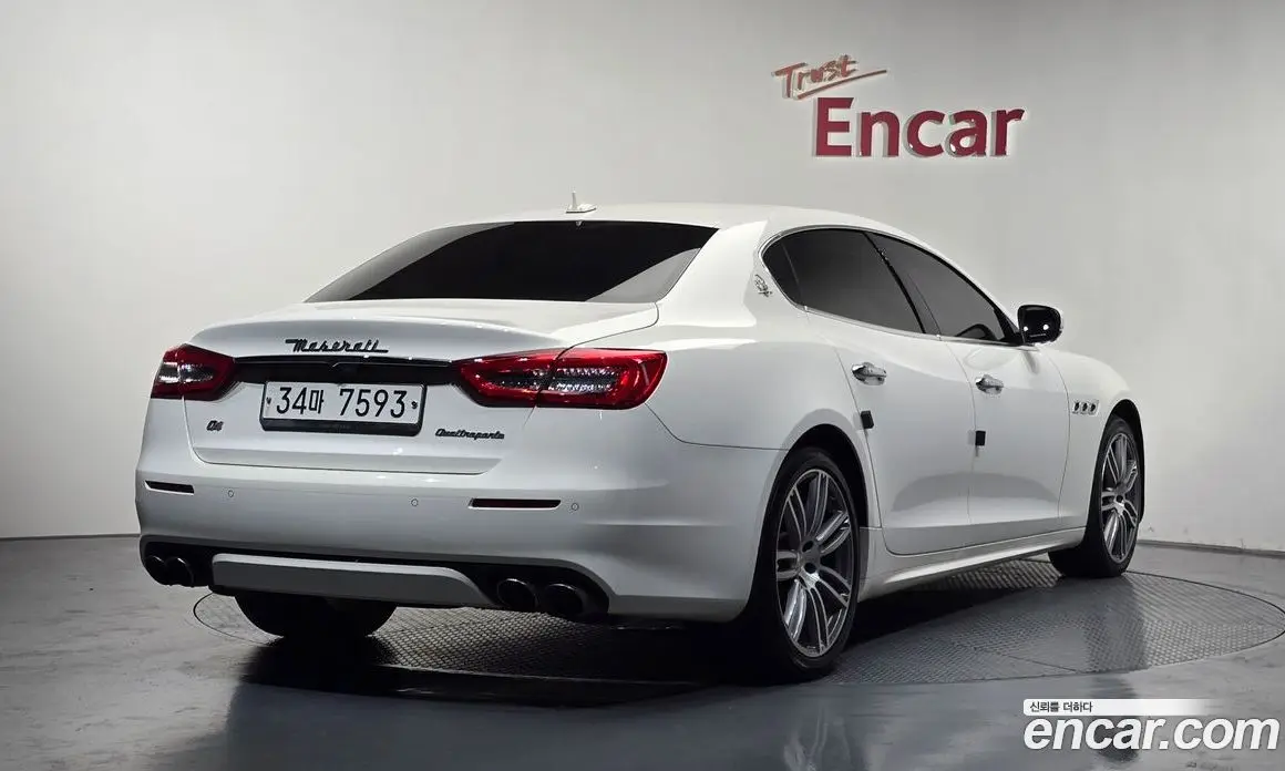 Maserati Quattroporte 2017 3.0 автомат (гидро), фото 2 Maserati Quattroporte 2017 3.0 автомат (гидро), фото 2