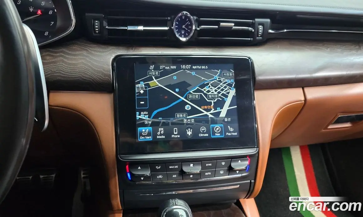 Maserati Quattroporte 2017 3.0 автомат (гидро), фото 12 Maserati Quattroporte 2017 3.0 автомат (гидро), фото 12