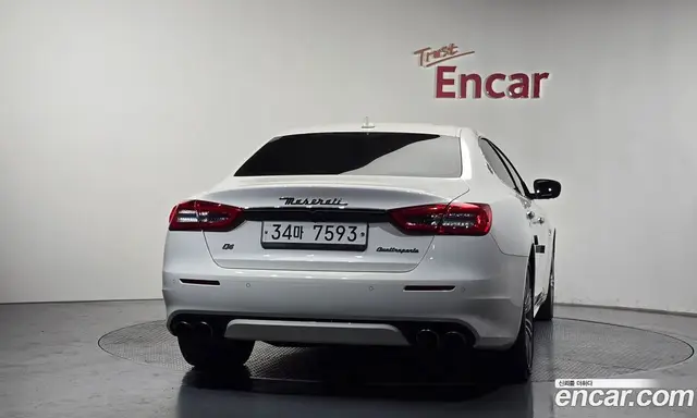 Maserati Quattroporte 2017 3.0 автомат (гидро), миниатюра 4 Maserati Quattroporte 2017 3.0 автомат (гидро), миниатюра 4