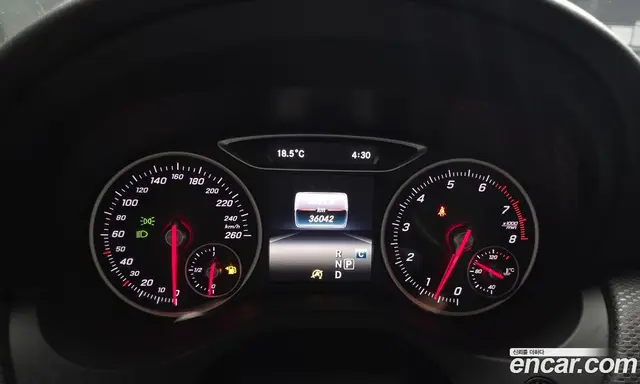 Mercedes-Benz A-Class 2018 1.6 автомат (гидро), миниатюра 11