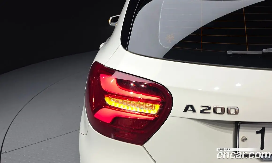 Mercedes-Benz A-Class 2018 1.6 автомат (гидро), фото 9