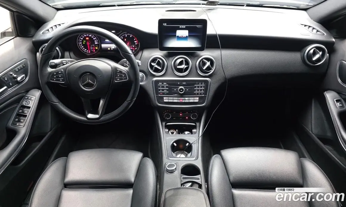 Mercedes-Benz A-Class 2018 1.6 автомат (гидро), фото 10