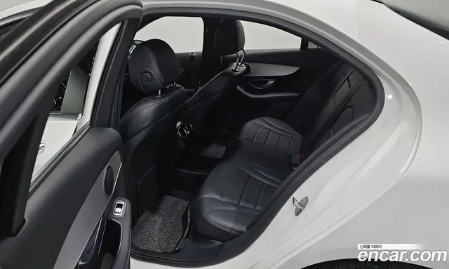 Mercedes-Benz C-Class 2020 1.9 автомат (гидро), миниатюра 12