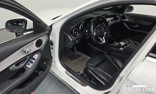 Mercedes-Benz C-Class 2020 1.9 автомат (гидро), миниатюра 10