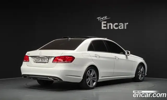 Mercedes-Benz E-Class 2014 3.5 автомат (гидро), миниатюра 2