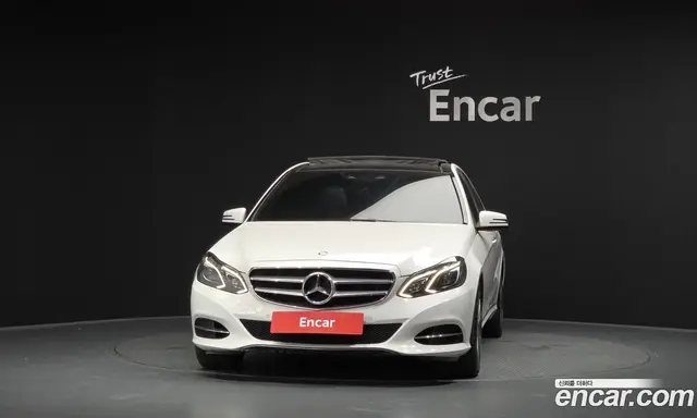 Mercedes-Benz E-Class 2014 3.5 автомат (гидро), миниатюра 3