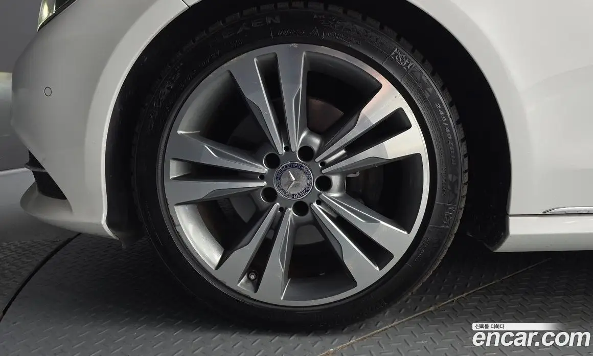 Mercedes-Benz E-Class 2014 3.5 автомат (гидро), фото 5