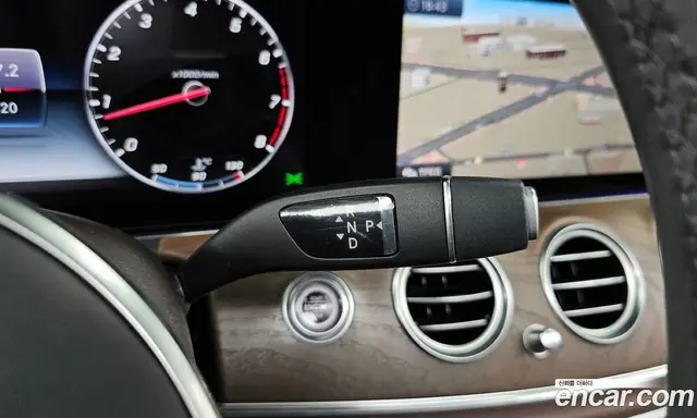 Mercedes-Benz E-Class 2019 2.0 автомат (гидро), миниатюра 12
