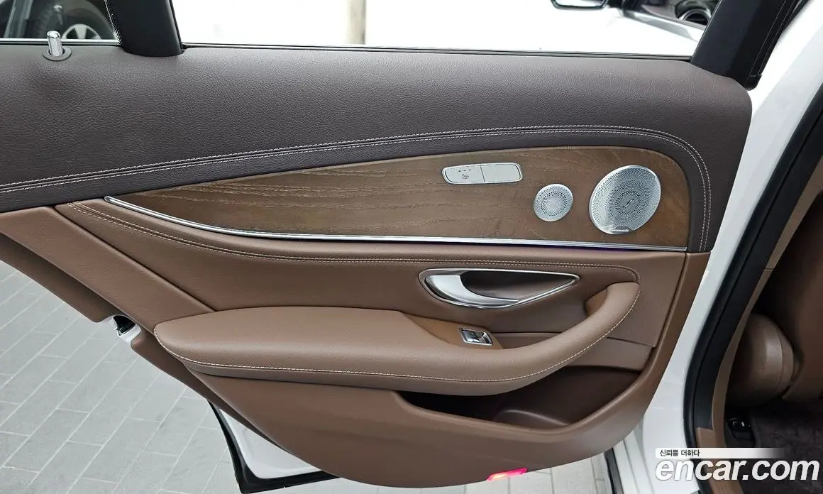 Mercedes-Benz E-Class 2019 2.0 автомат (гидро), фото 15