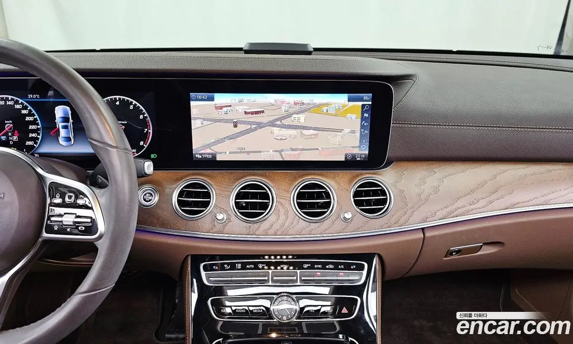 Mercedes-Benz E-Class 2019 2.0 автомат (гидро), фото 20