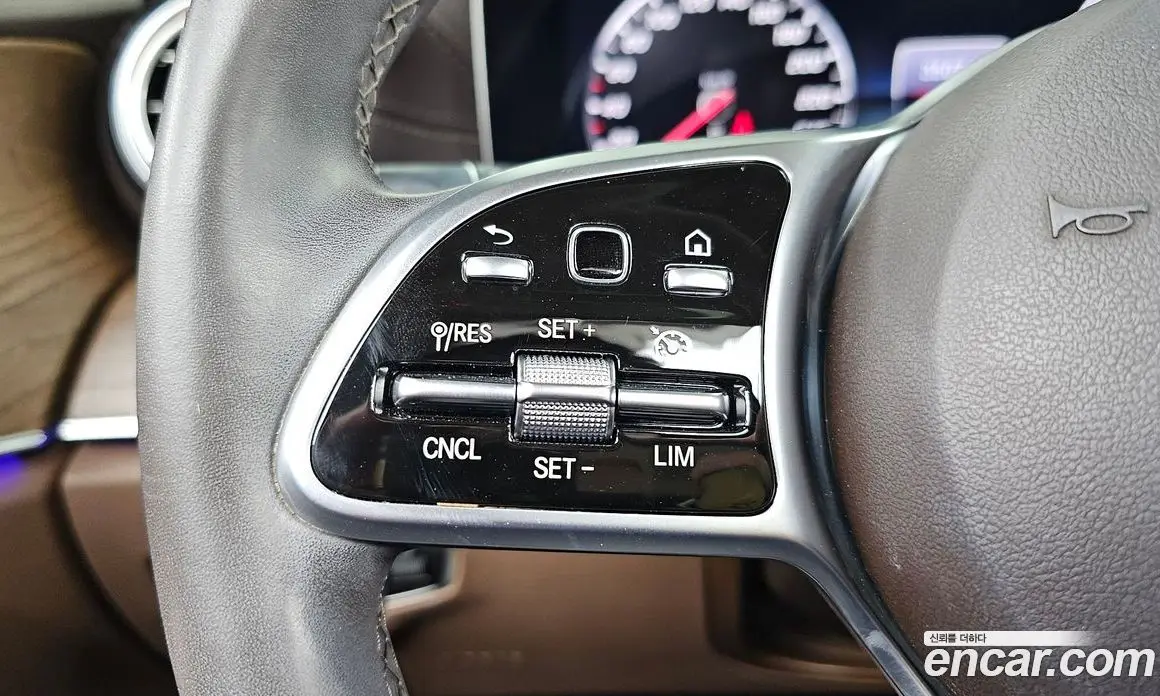 Mercedes-Benz E-Class 2019 2.0 автомат (гидро), фото 33