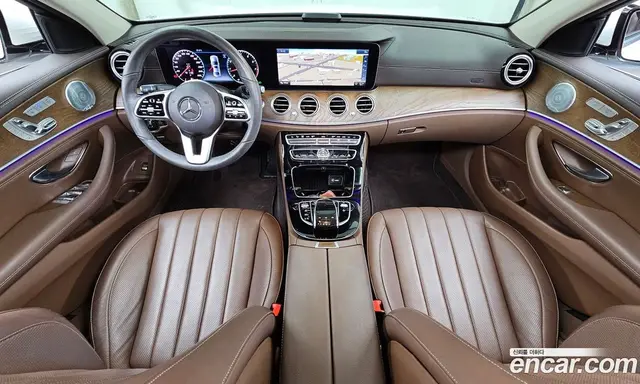 Mercedes-Benz E-Class 2019 2.0 автомат (гидро), миниатюра 10