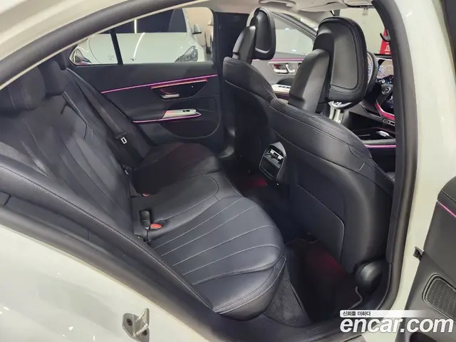 Mercedes-Benz E-Class 2024 2.0 автомат (гидро), миниатюра 12