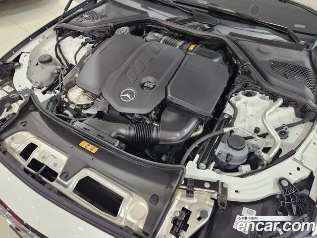 Mercedes-Benz E-Class 2024 2.0 автомат (гидро), миниатюра 6