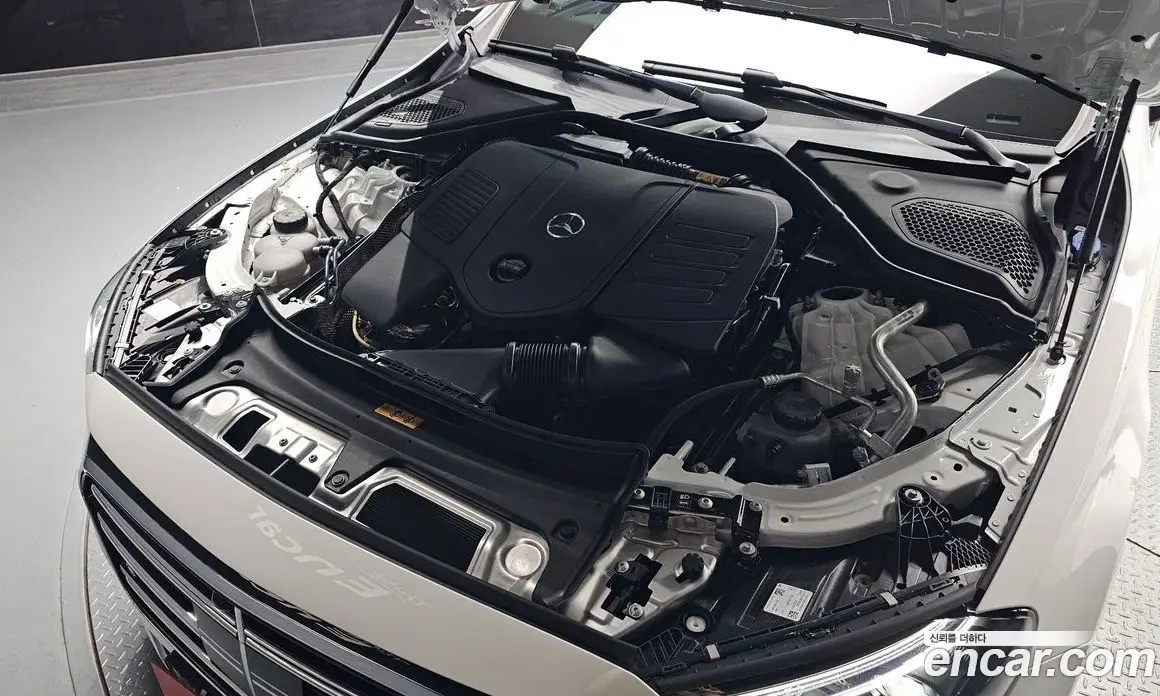 Mercedes-Benz E-Class 2026 2.0 автомат (гидро), фото 6