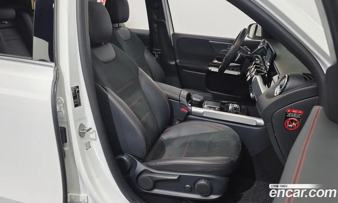 Mercedes-Benz GLB-Class 2022 2.0 автомат (гидро), фото 16