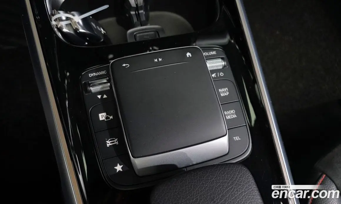 Mercedes-Benz GLB-Class 2022 2.0 автомат (гидро), фото 31