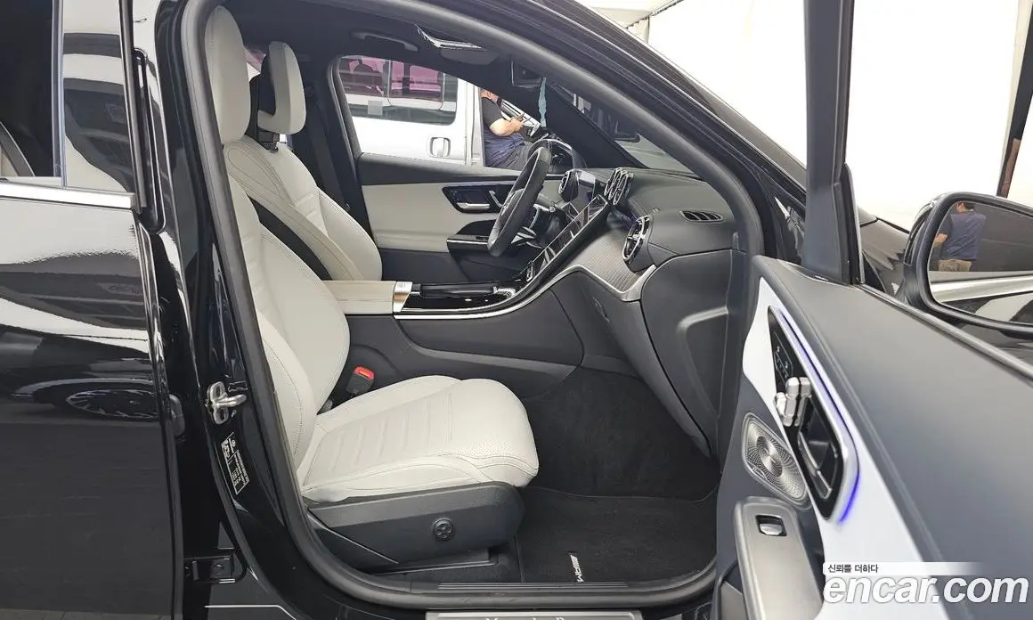 Mercedes-Benz GLC-Class 2024 2.0 автомат (гидро), фото 11