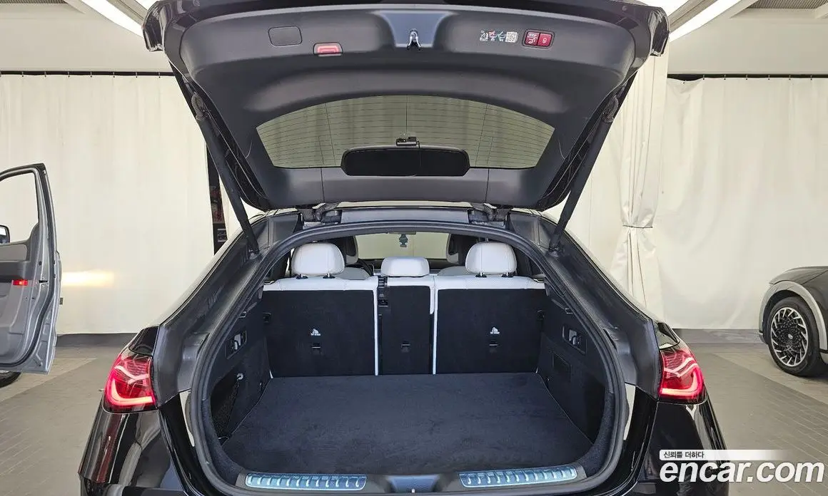 Mercedes-Benz GLC-Class 2024 2.0 автомат (гидро), фото 20