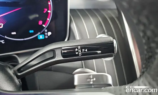 Mercedes-Benz GLC-Class 2024 2.0 автомат (гидро), миниатюра 9