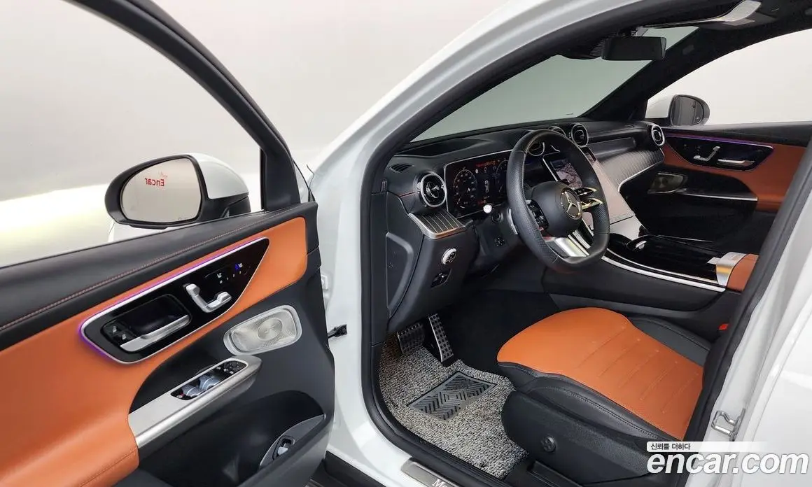 Mercedes-Benz GLC-Class 2024 2.0 автомат (гидро), фото 13