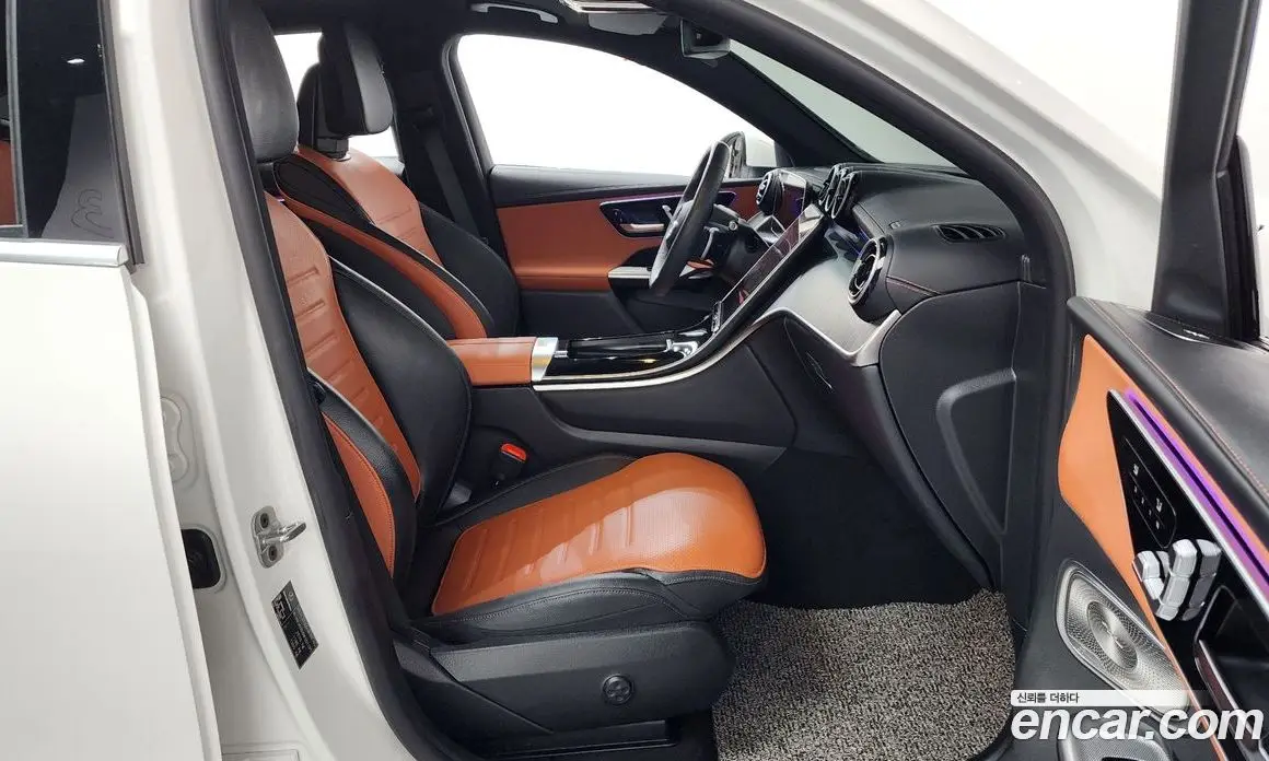 Mercedes-Benz GLC-Class 2024 2.0 автомат (гидро), фото 16