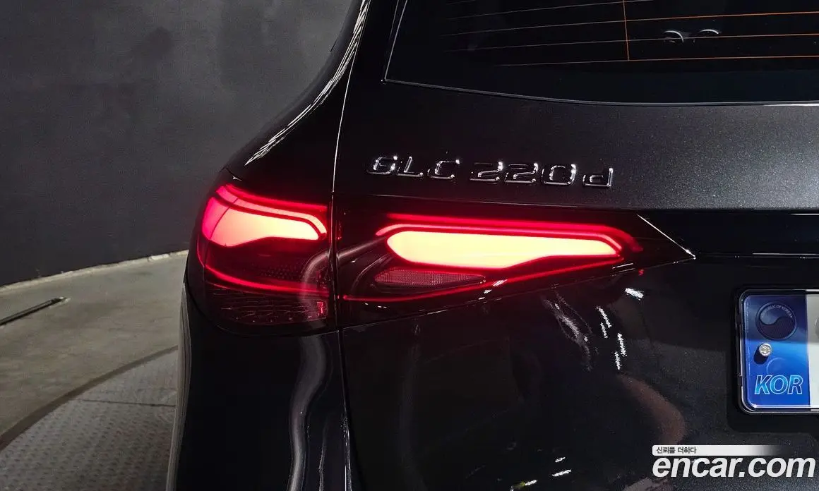 Mercedes-Benz GLC-Class 2024 2.0 автомат (гидро), фото 9